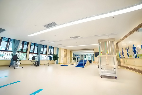 留学生入深户流程_7位还没拥有个人电影的复仇者联盟成员：明明很能打，却总当配角 们过在他之前了40岁